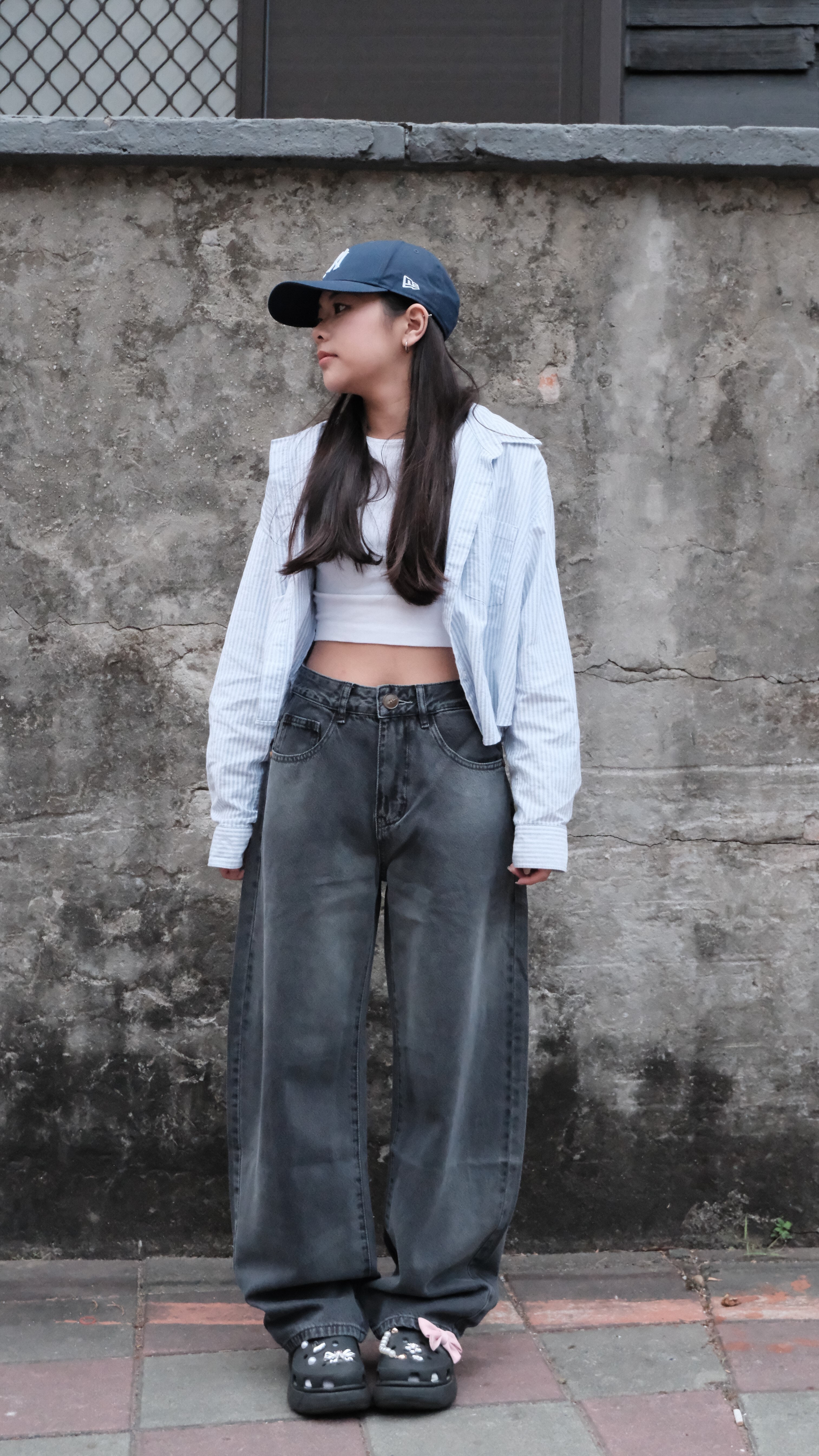 水洗黑車線微彎刀褲 180022