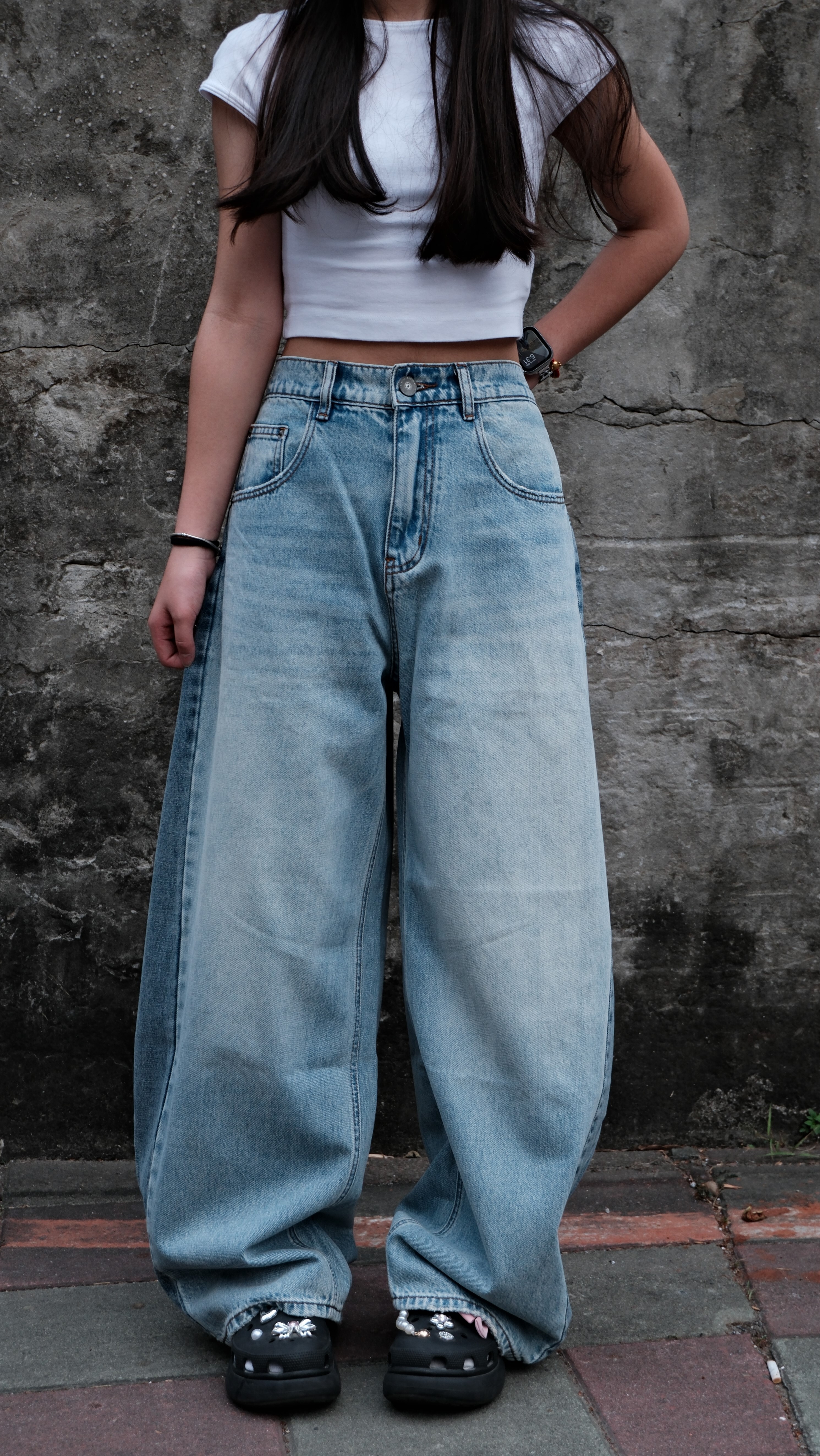 水洗雙刷色彎刀褲 180014