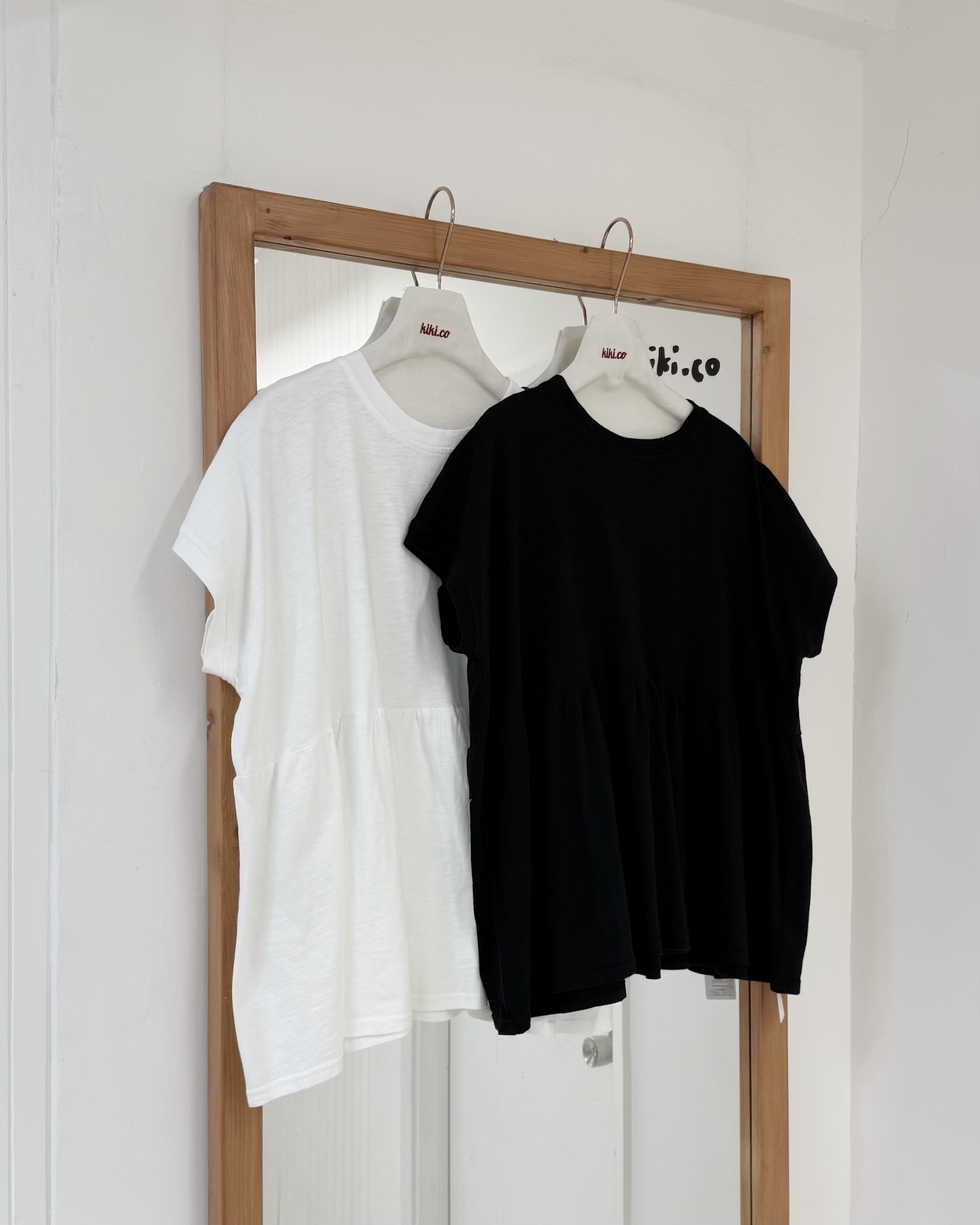 落肩圓領寬版傘Tee