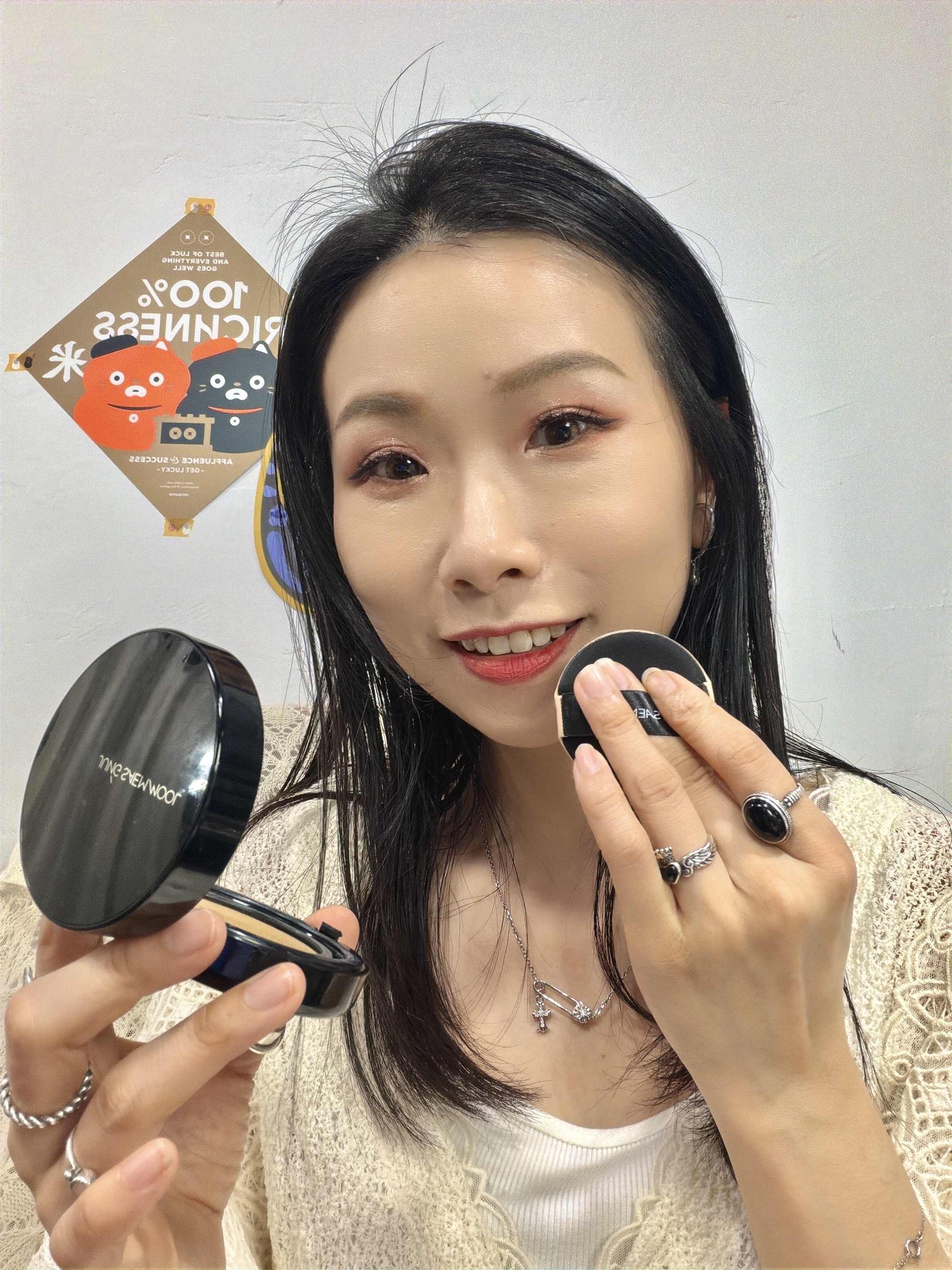 【3/4-7/4限時優惠】【3-7/4滿$1000送禮物】送補充裝：經典熱門：持久遮瑕裸膚氣墊 (Essential Skin Nuder)：保濕與遮瑕平衡極佳，適合打造水潤光澤妝感【不設退換】