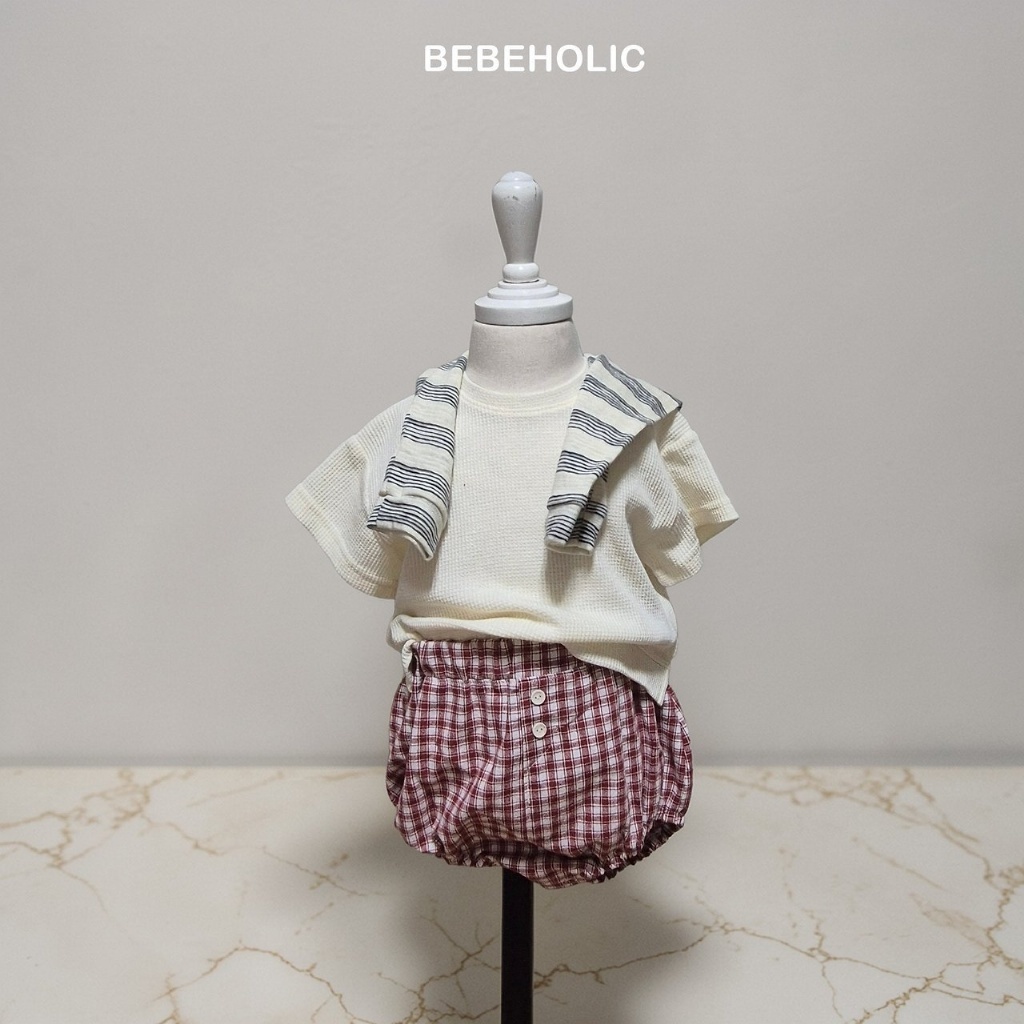 正韓夏bebeholic 嫩嬰小標小開衩上衣