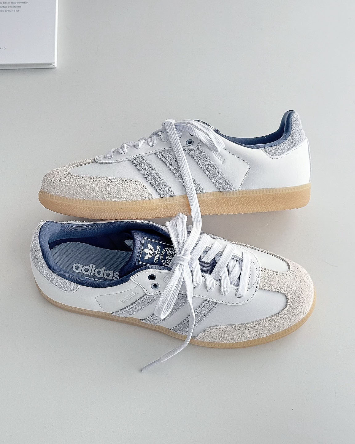 ADIDAS SAMBA OG 霧霾白藍 藍灰 霧霾藍 白色 焦糖底 男女鞋 KJ7305 / 調貨