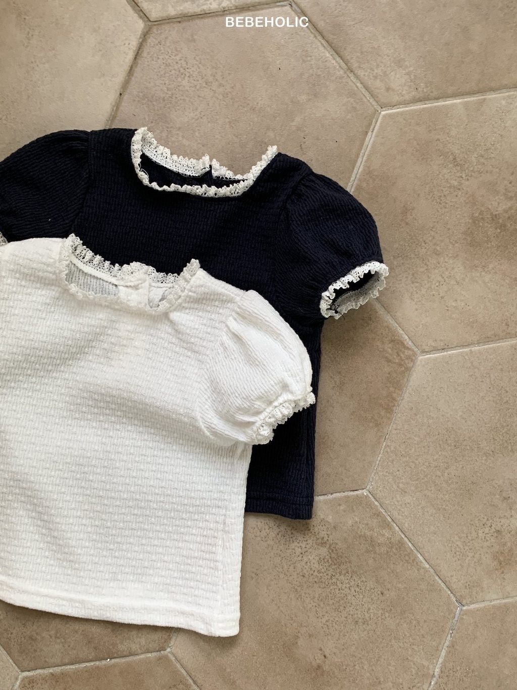 正韓夏bebeholic 嫩嬰2色典雅上衣