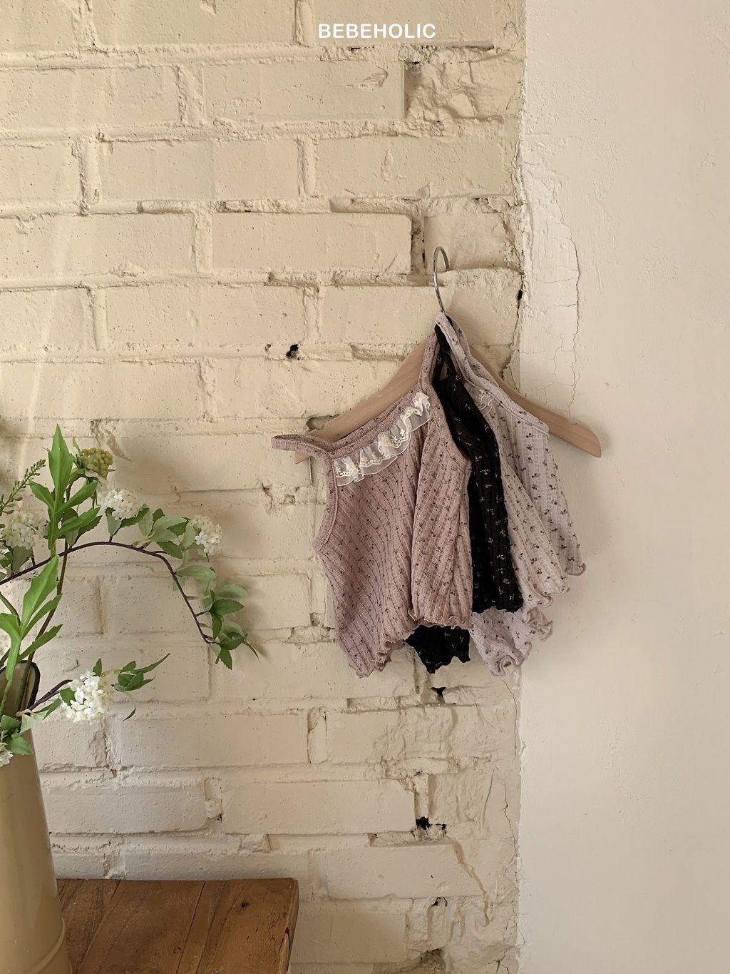 正韓夏bebeholic 嫩嬰碎花捲邊背心