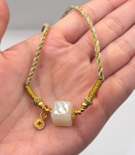 AB260402-K13-10*10+方金乾坤玉粒掛繩-(預計5月尾到貨)(只限尖沙咀門市自取不包郵)