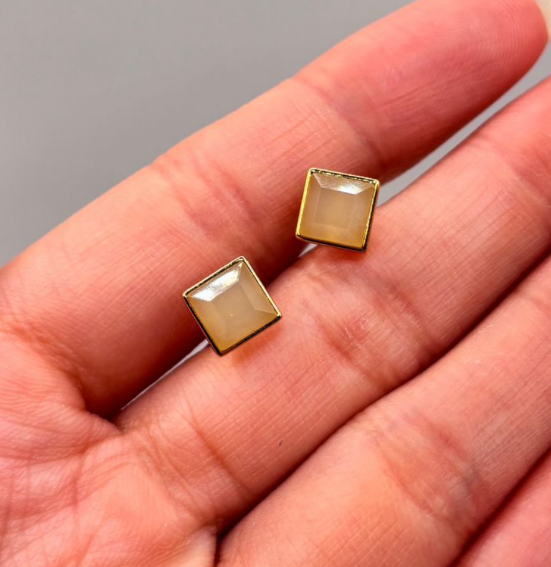 AB260402-K14-6*6金乾坤玉方形純銀耳釘-(預計5月尾到貨)(只限尖沙咀門市自取不包郵)