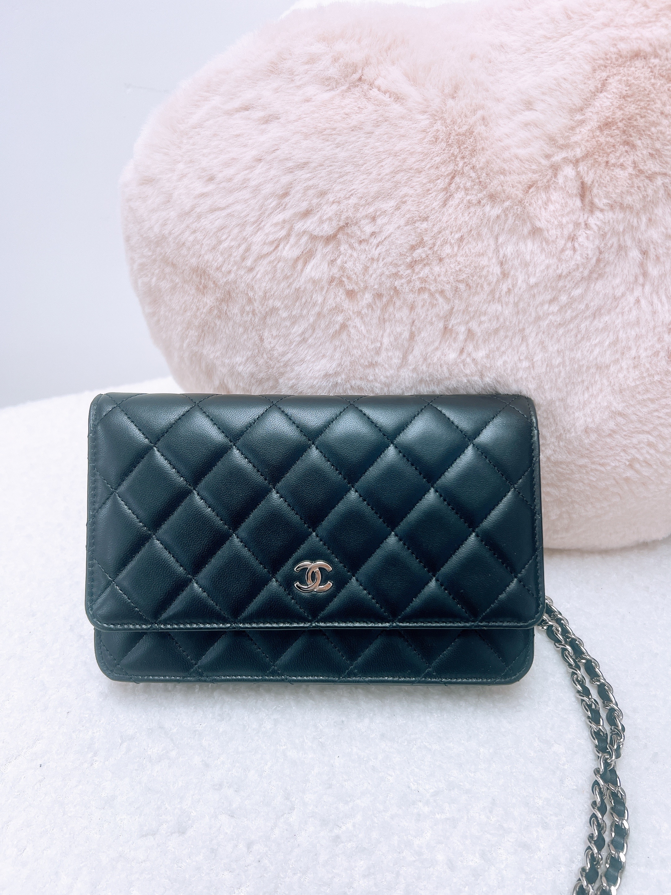 Chanel woc wallet on chain (black lambskin/ silver)