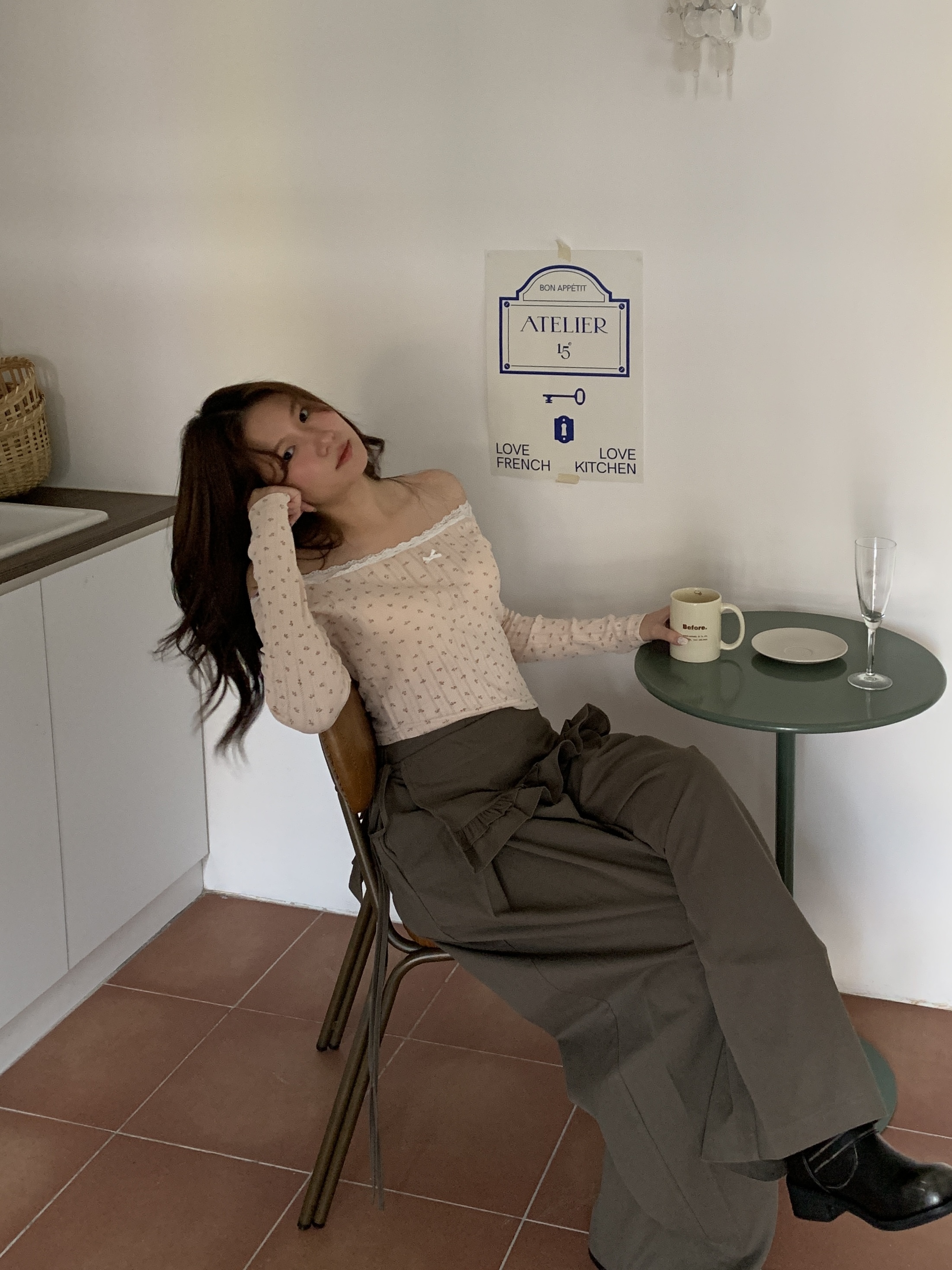 L003/(設計師款)夏日碎花斜肩上衣