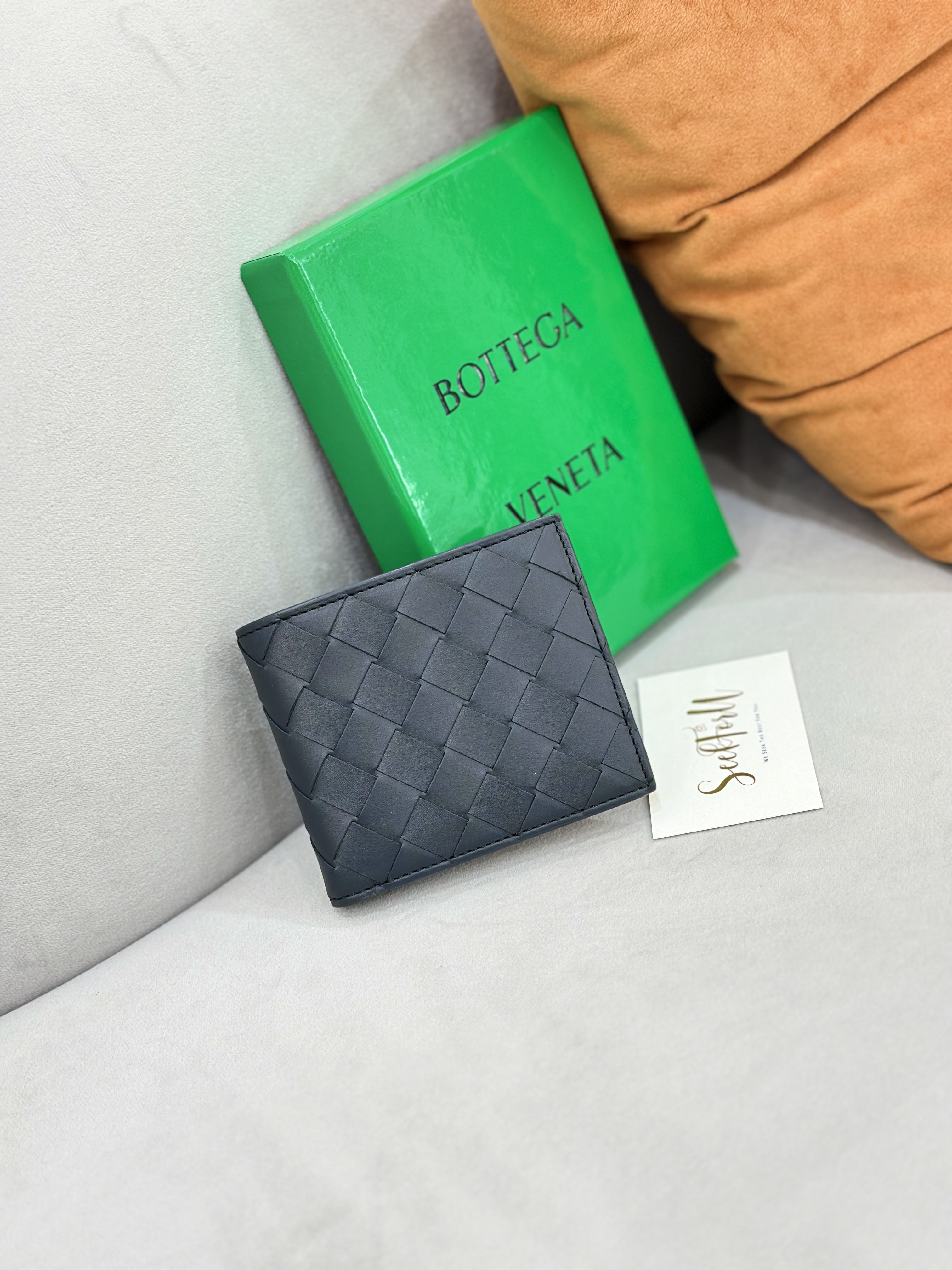 BV Bi-fold Wallet with Coin Purse