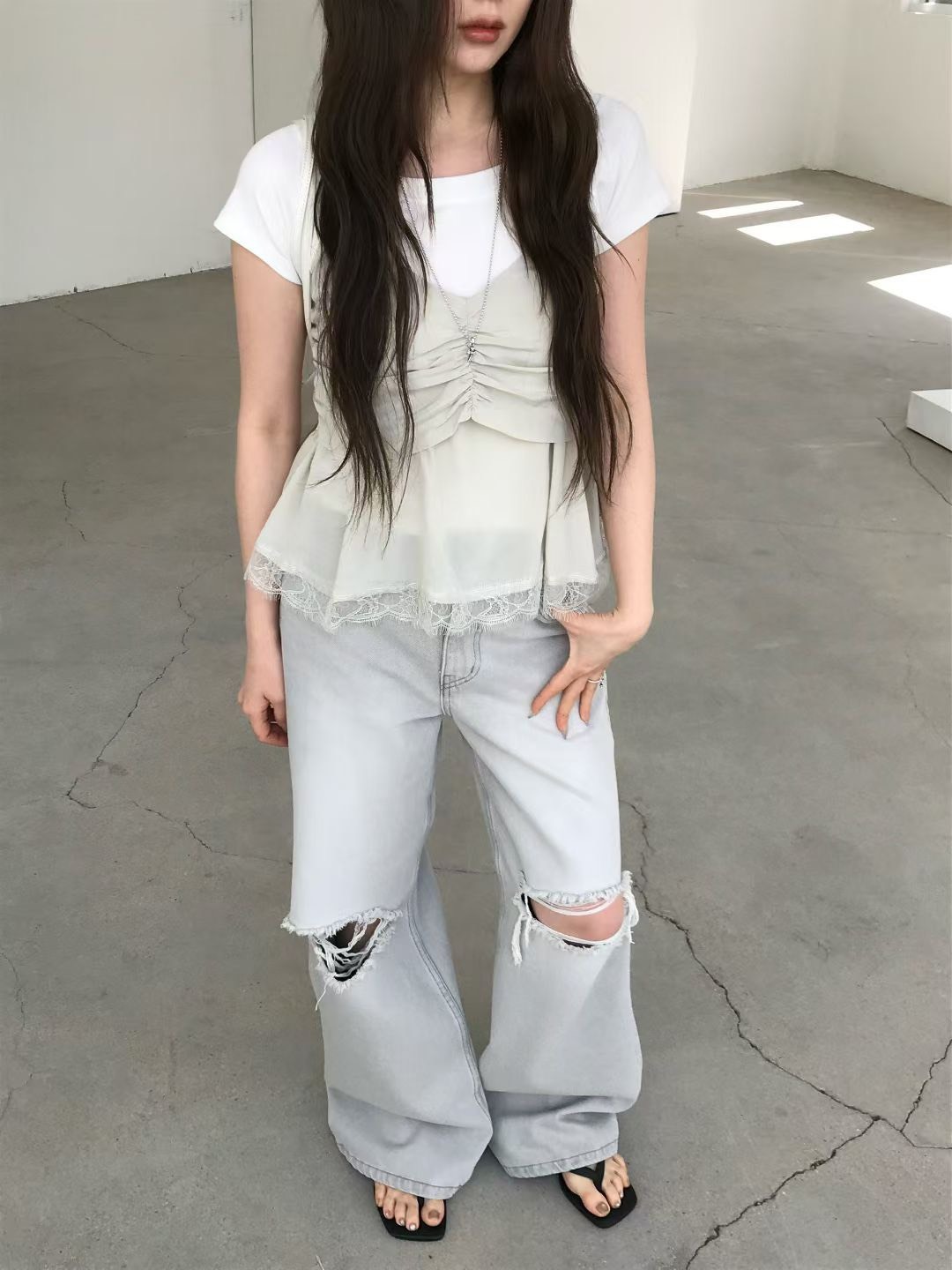 吊帶抓褶紗蕾絲背心