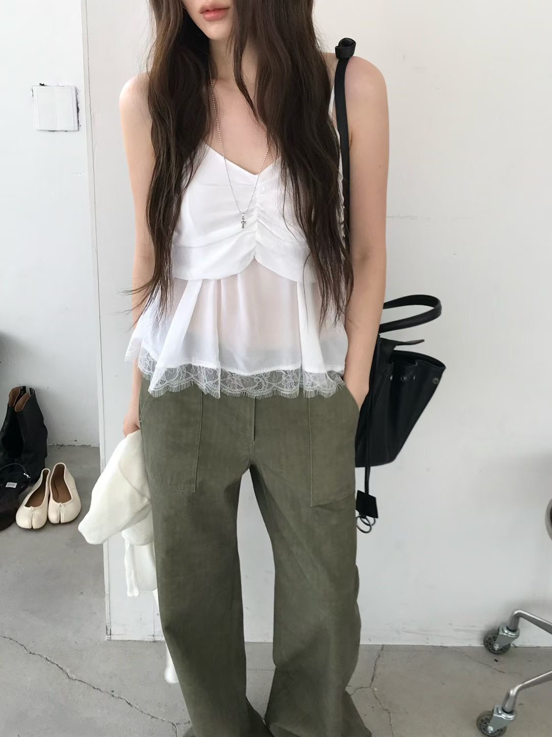 吊帶抓褶紗蕾絲背心