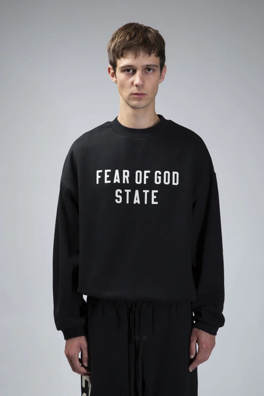 Fear of God ESSENTIALS  90s Fit Fleece Crewneck Sweatshirt