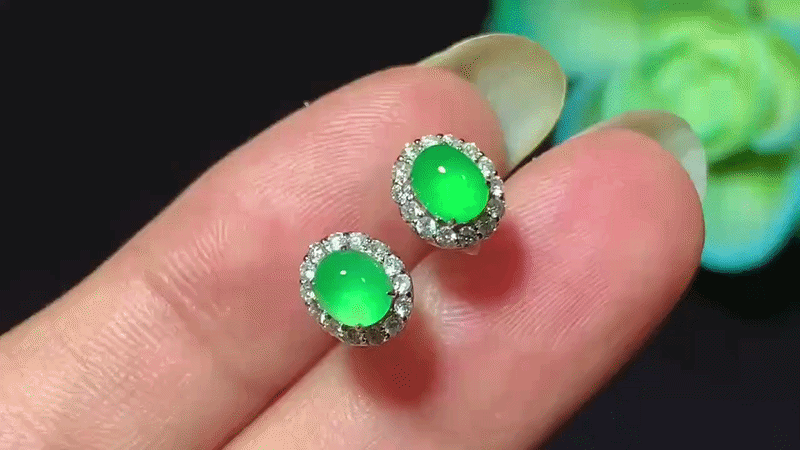 3252226 翡翠蛋面耳釘