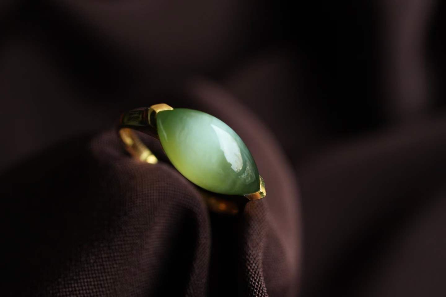 325441 和田玉碧玉冰底貓眼馬眼戒指