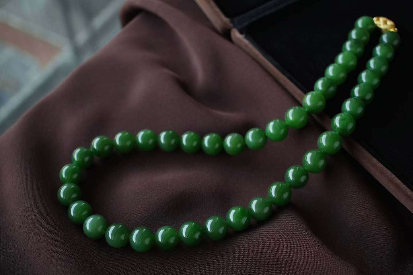 325445 和田玉濃郁菠菜綠項鏈 (12mm直徑)