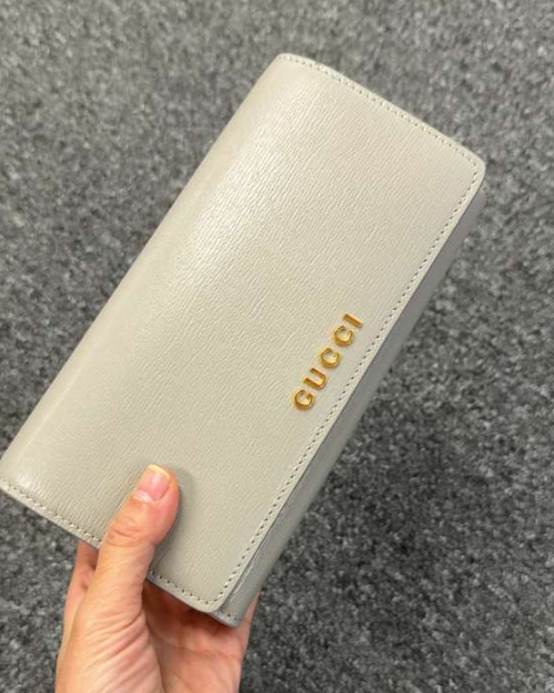 LYS01501 Gucci Script 金色Logo防刮皮長銀包 - 淺灰色