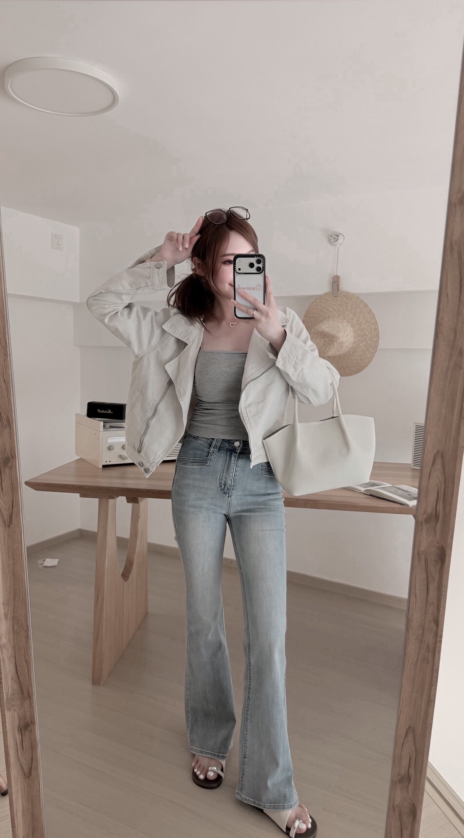 A152「連線款 1/2 涼感彈⼒喇叭褲」