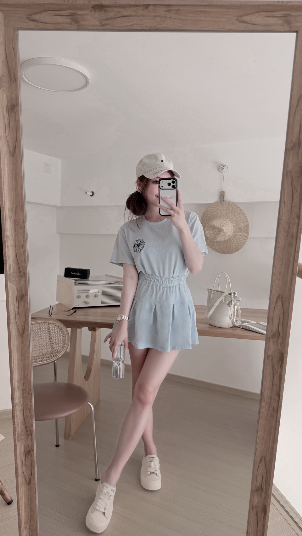 A134「波斯花花⼆分之⼀套裝」