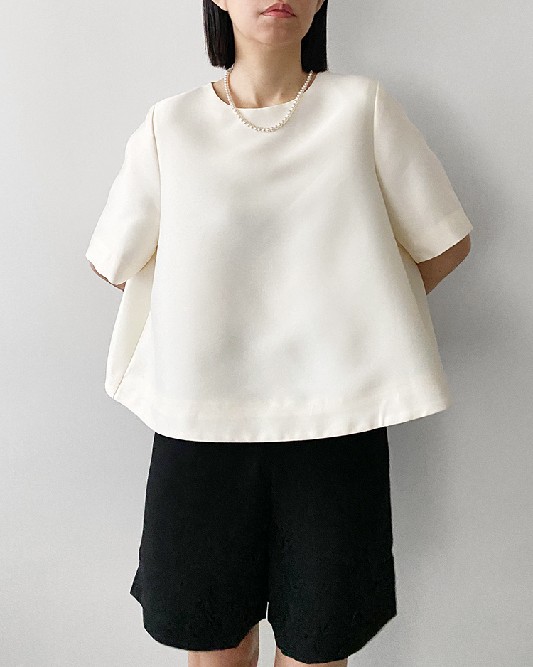 MFT-2881 緞面傘狀上衣