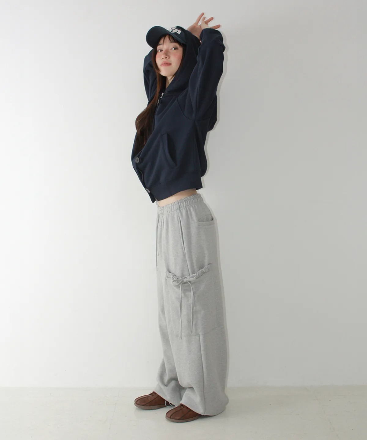 RONRON FRILL POCKET WIDE SWEAT PANTS