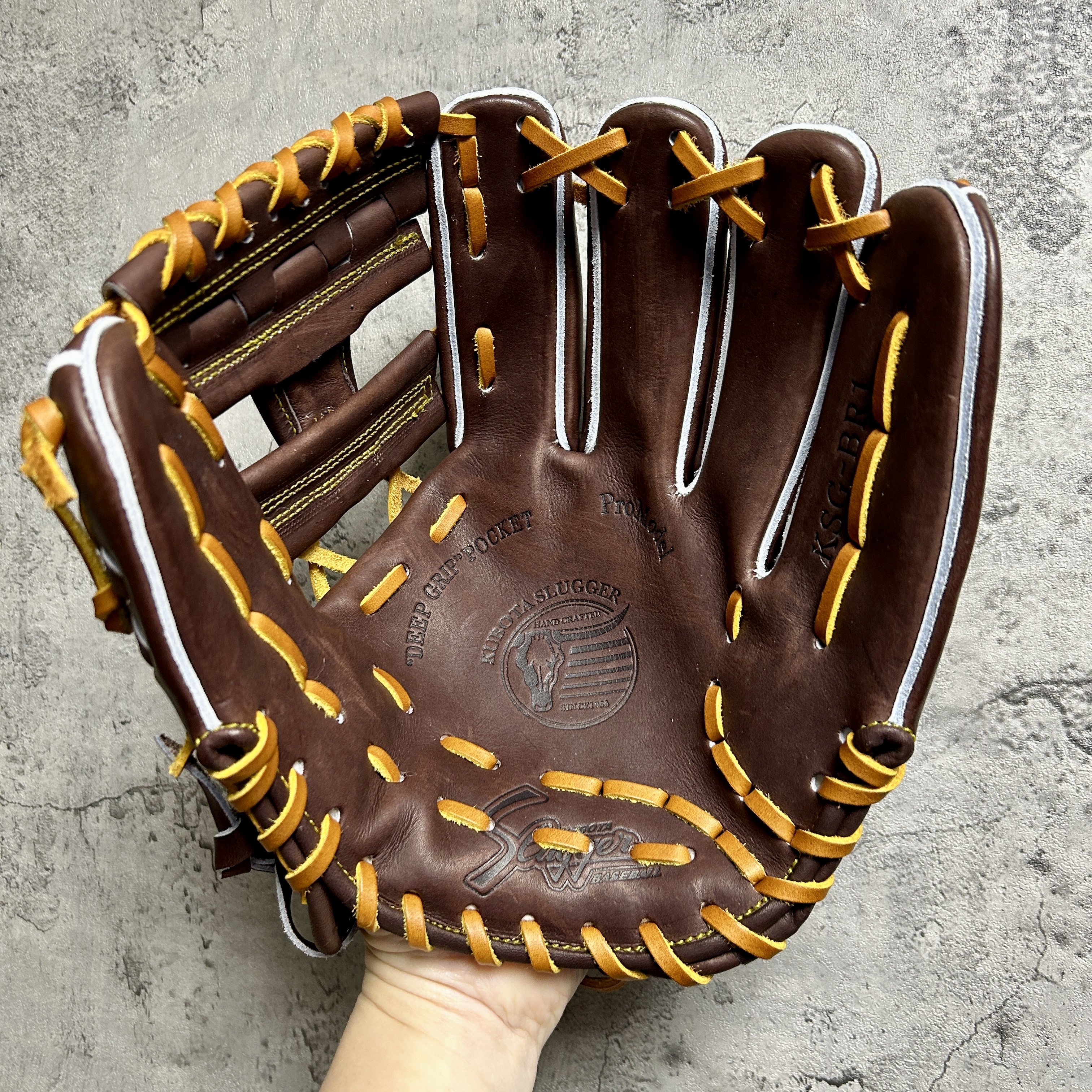 約11.2吋 久保田Slugger 硬式 内野 手套 KSG-BR1