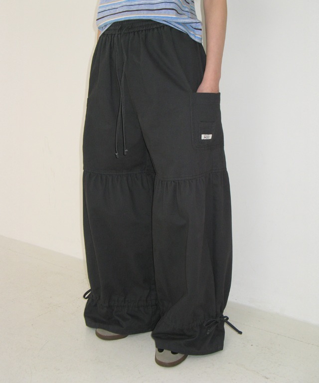RONRON STRING FRILL SHIRRING WIDE PANTS