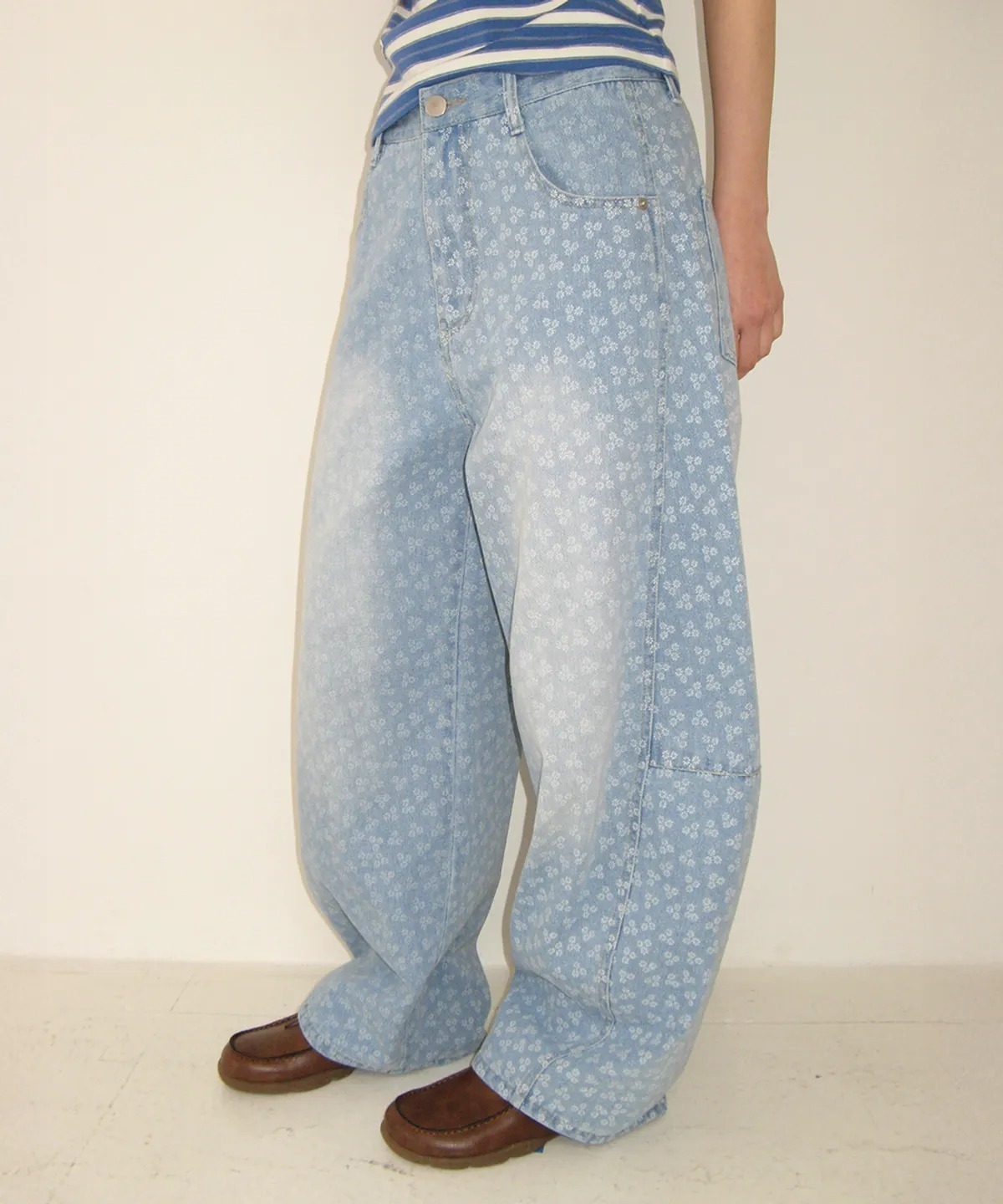 RONRON BALLOON FIT FLORAL DENIM PANTS
