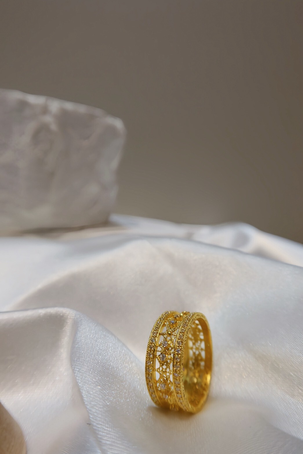 古法花絲滿鑽戒指