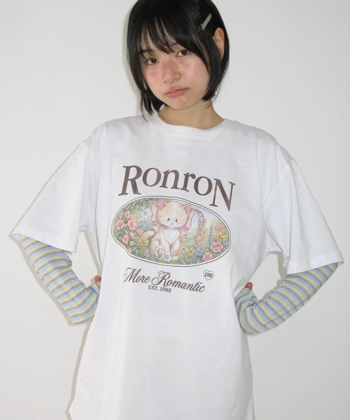 RONRON FLOWER CAT OVER FIT T SHIRT
