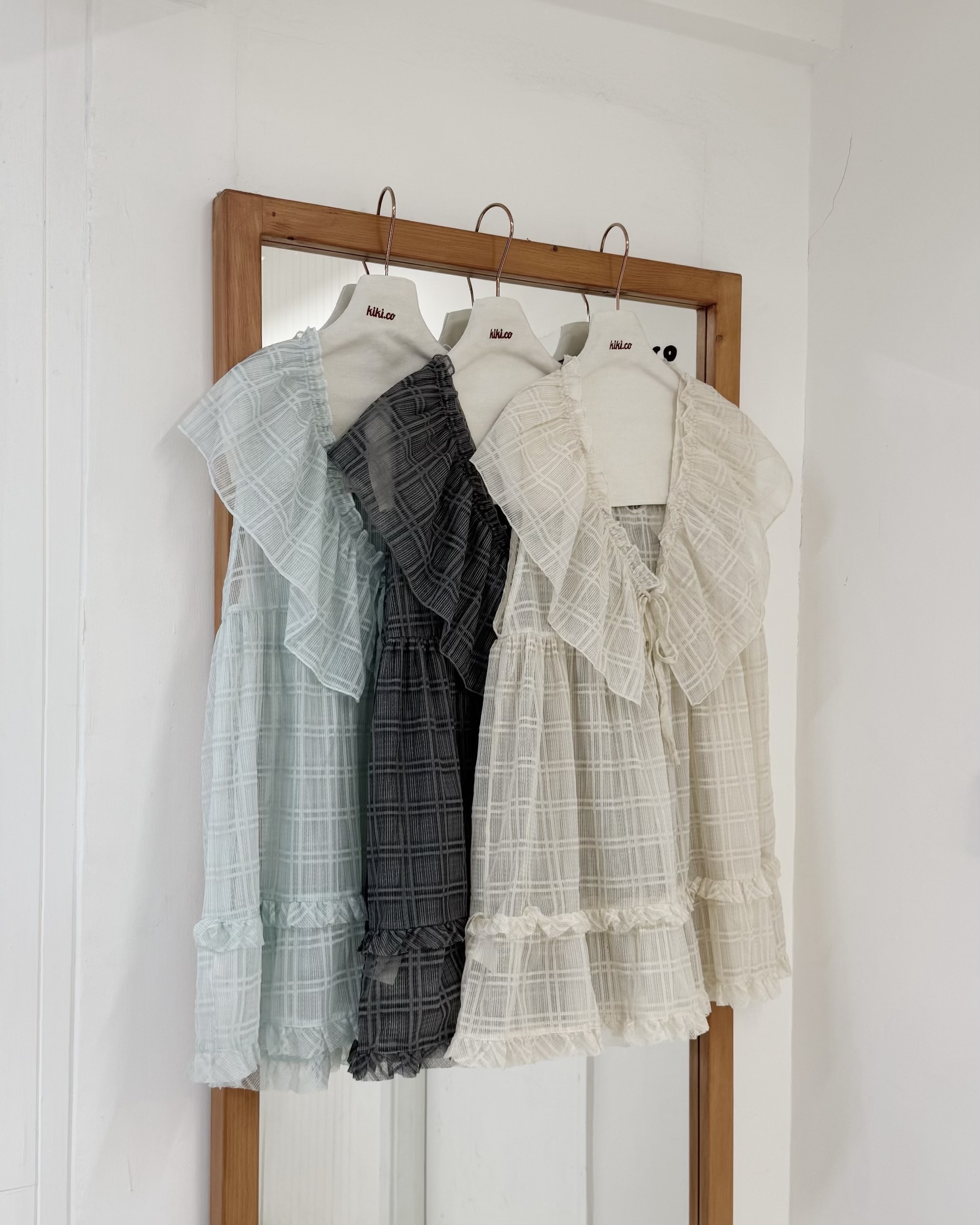 透透格紋V領背心拼可拆大領