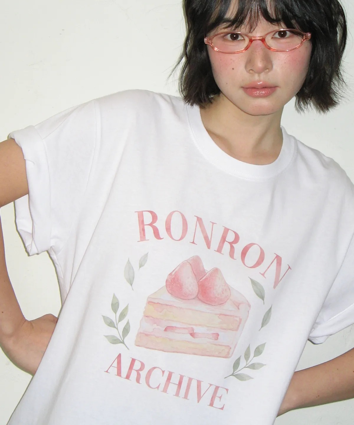 RONRON RIBBON TOAST BASIC FIT T SHIRT