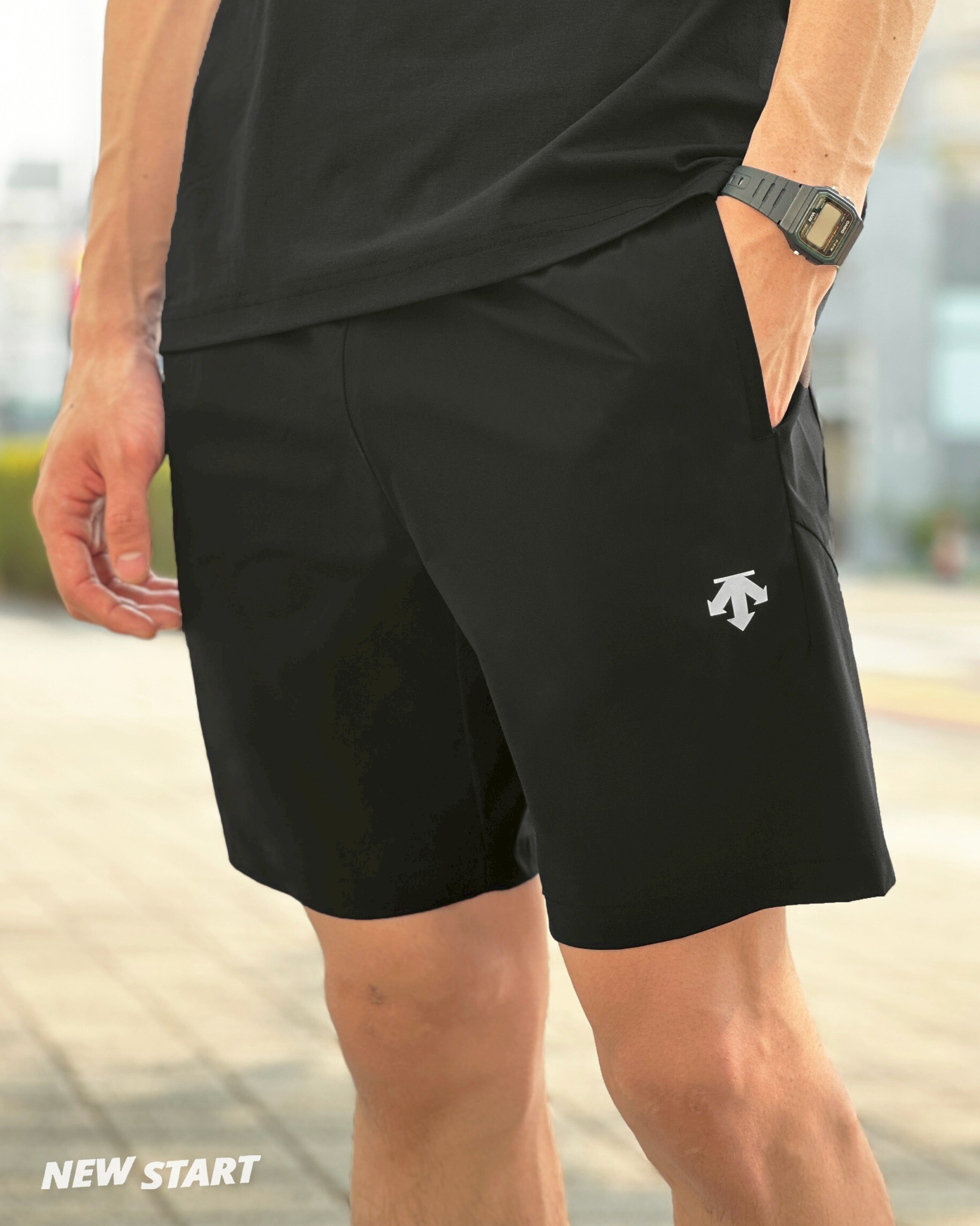 Descente 迪桑特 側邊小標 透氣 彈性 防撥水 機能短褲