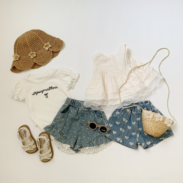 點點緹花邊牛仔短褲