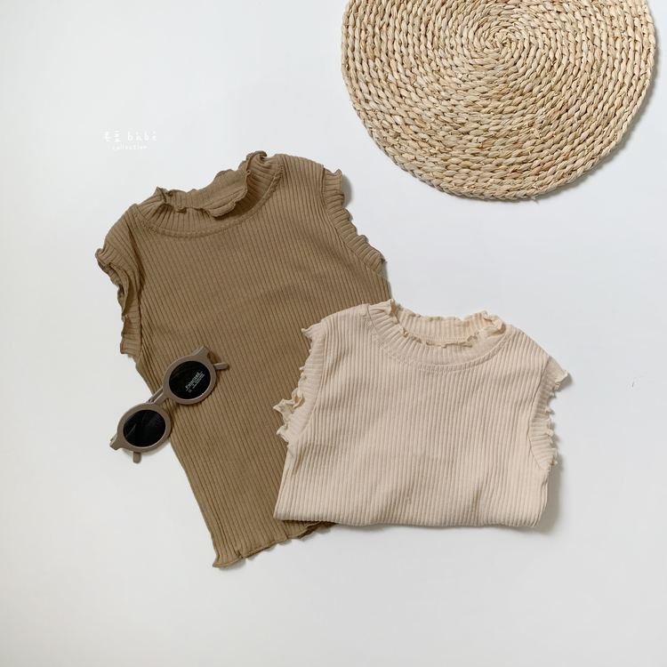 卷邊坑條素面無袖上衣