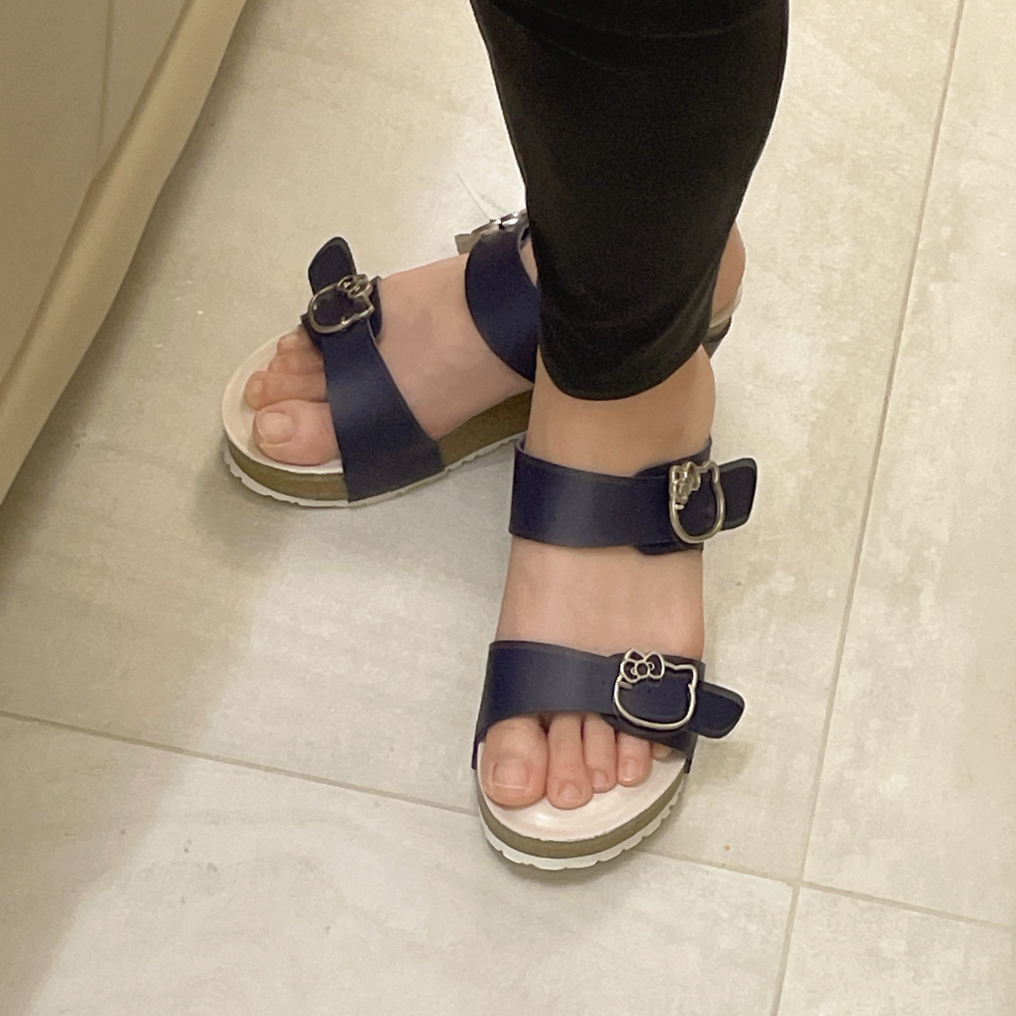 [現貨] 22148-KT Sanrio Hello Kitty 高跟涼鞋 #TW-AS22-922002