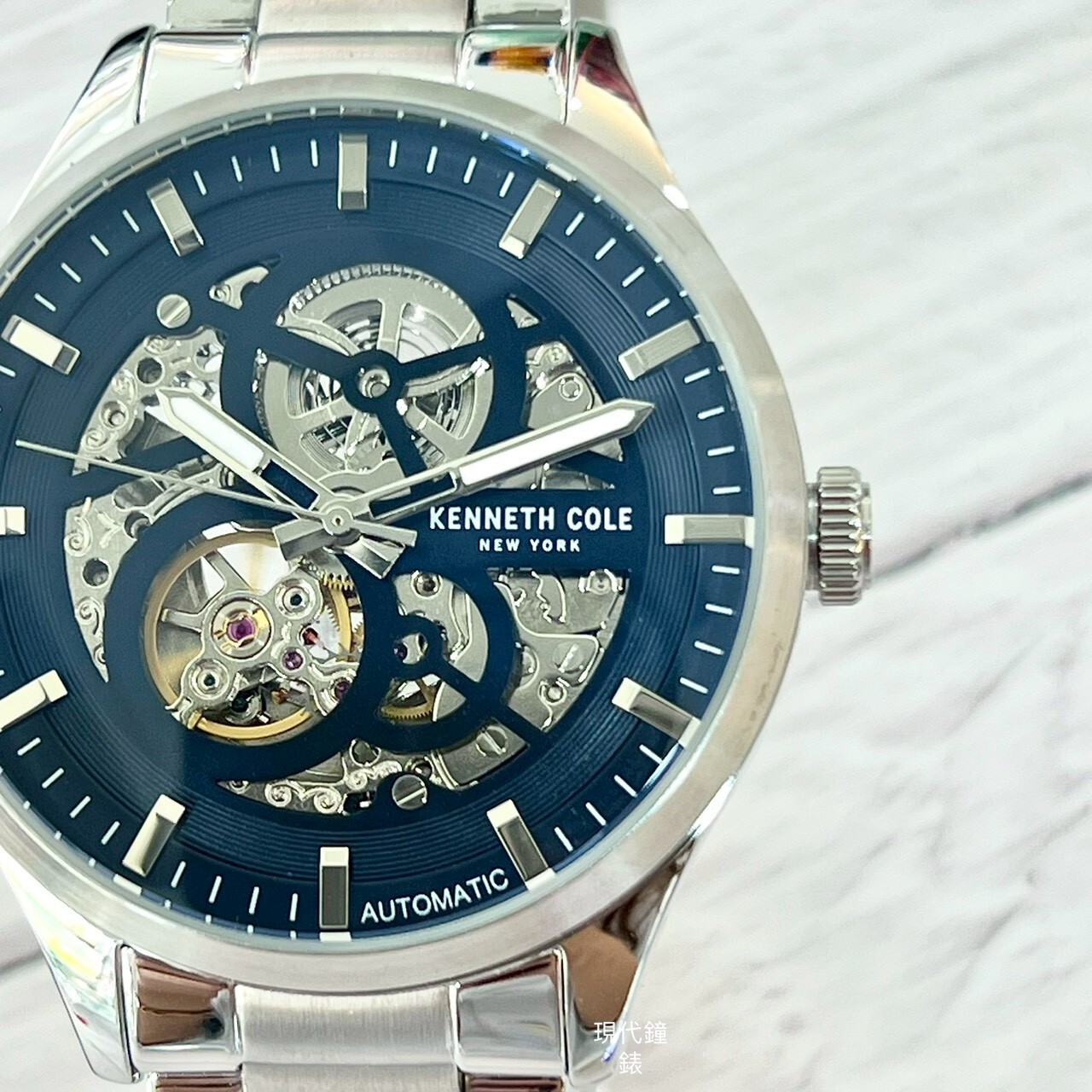 【KENNETH COLE】透視鏤空機械腕錶KCWGY0046401 42mm 現代鐘錶