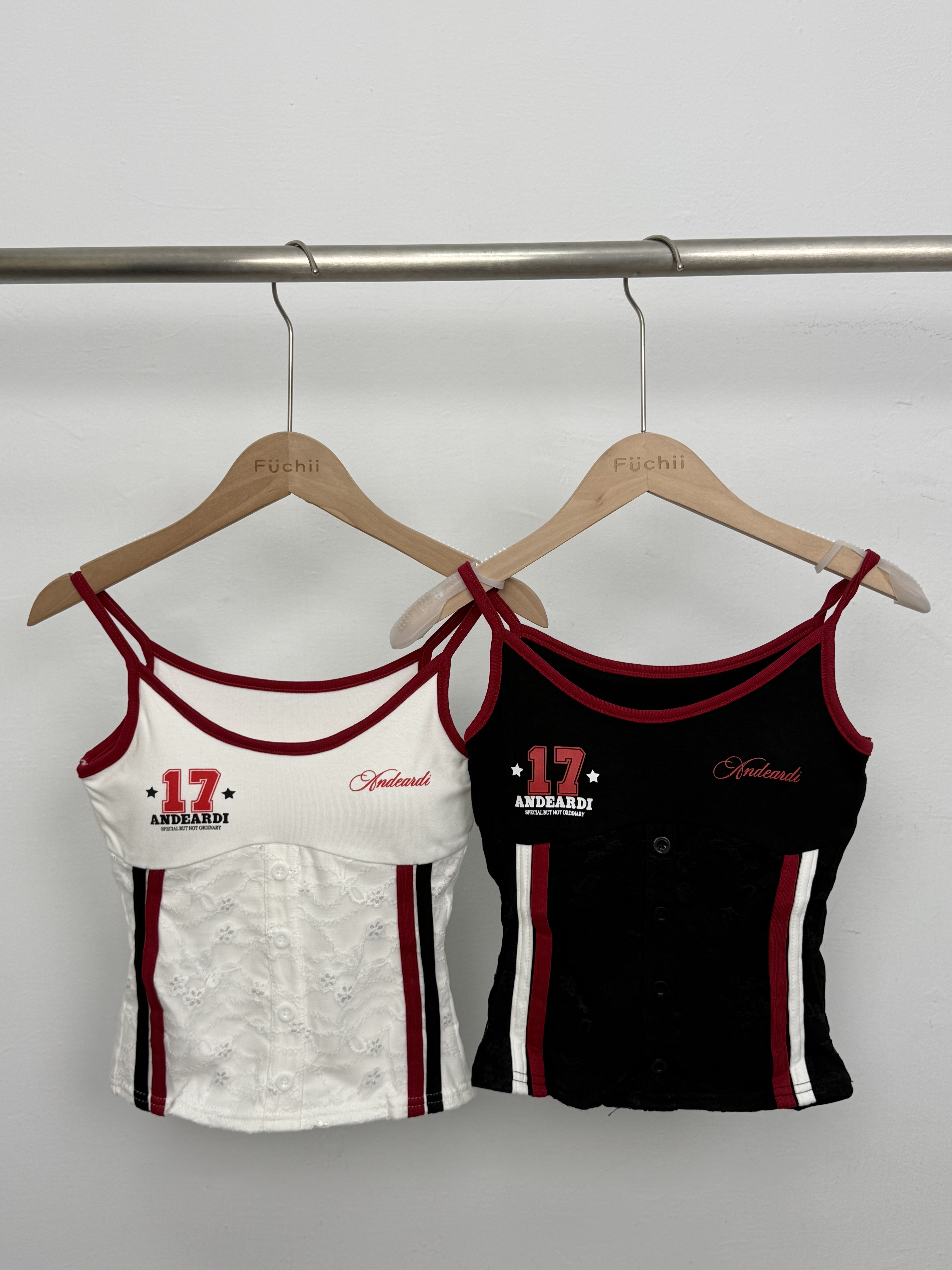 B42賽車風撞色排扣造型胸墊背心