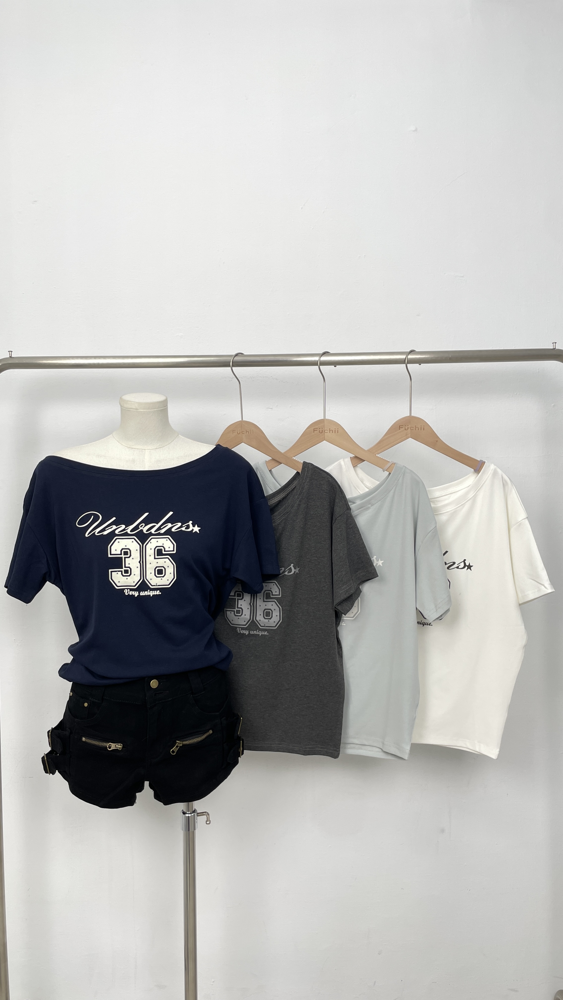 NEW 美式數字印花斜肩上衣