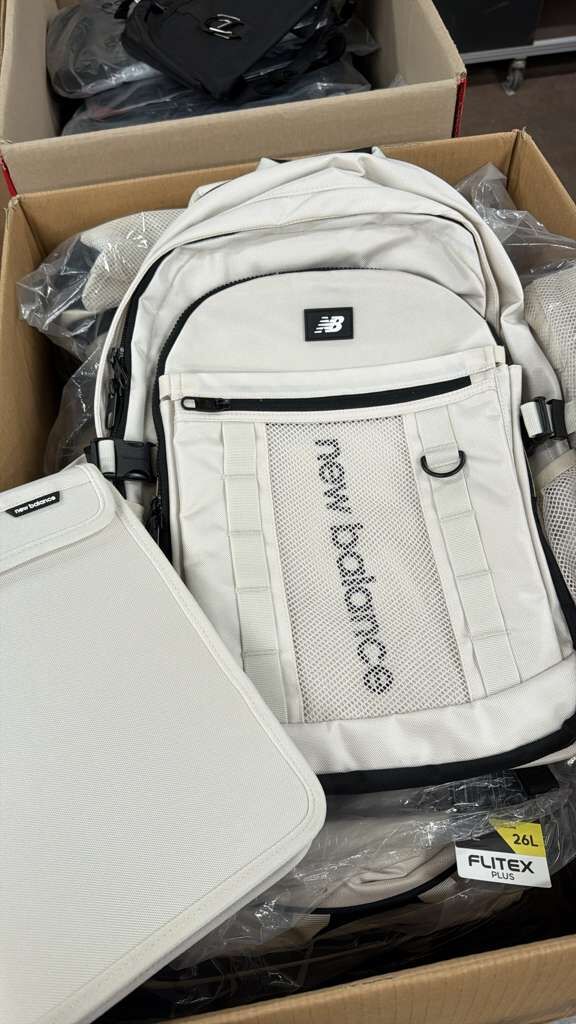 【直播】New Balance LX040310 背包 (NBGCESS101-00)