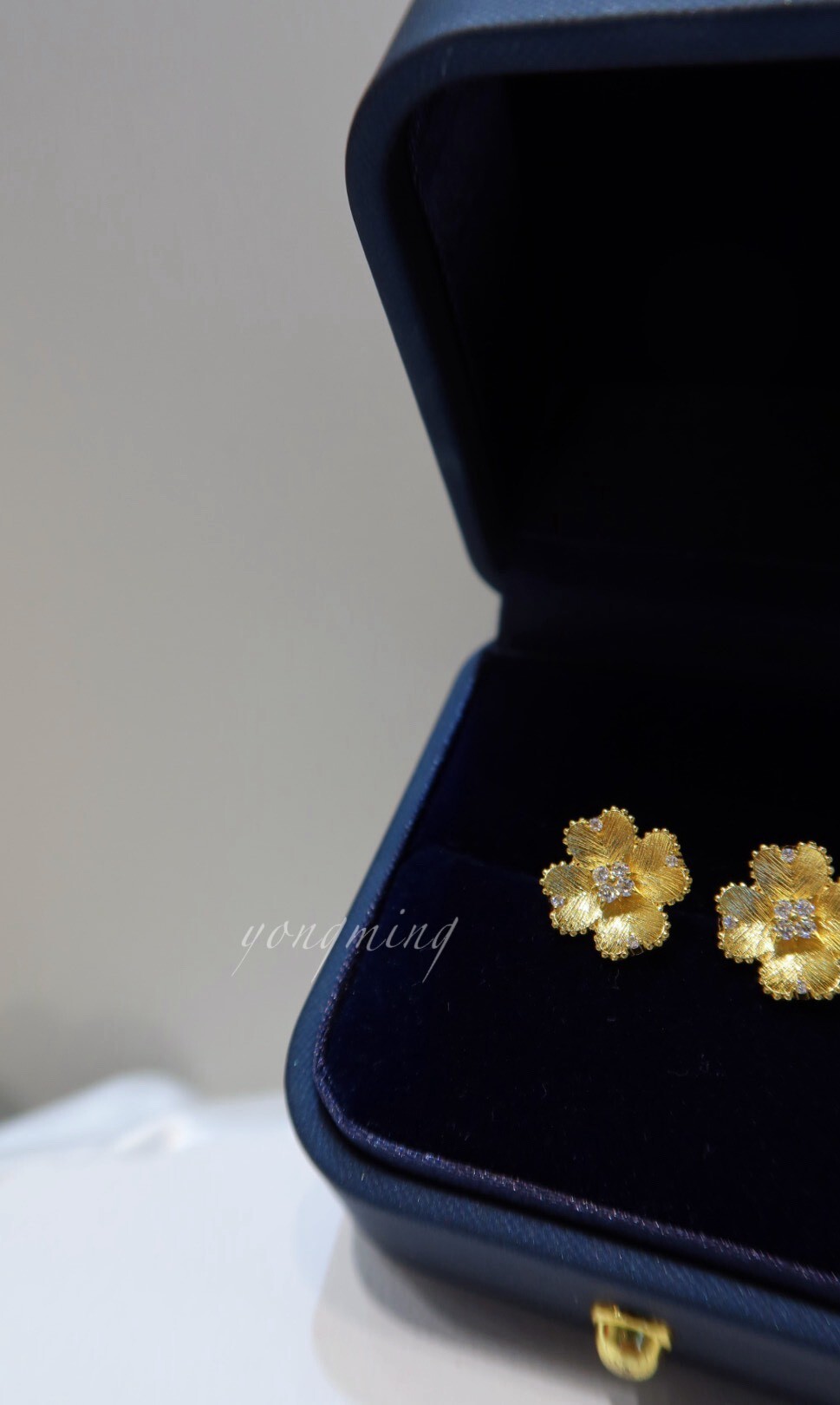 幸運花語・四葉草莫桑鑽耳環