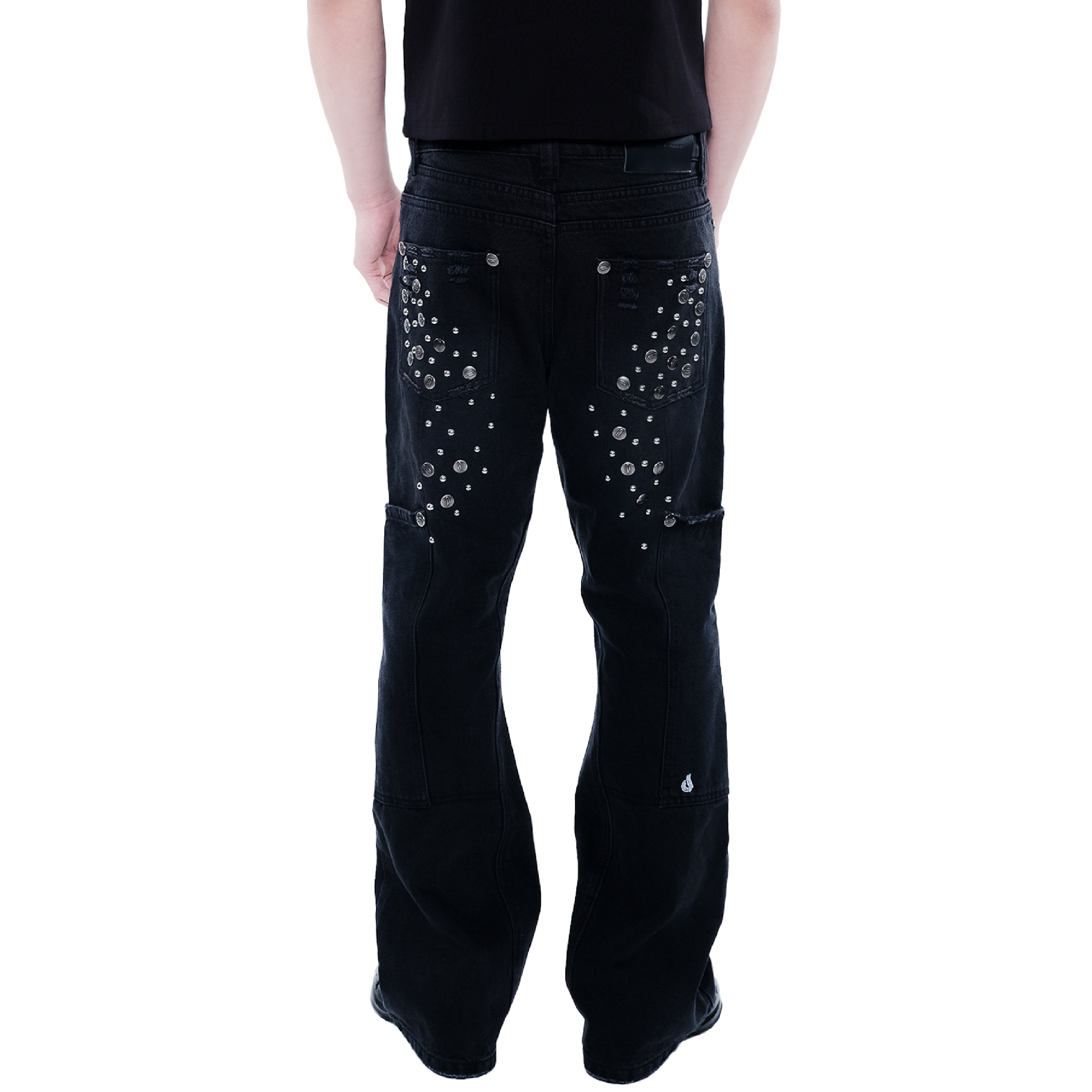 JOBDATASHEET Heavily studded jeans [D35]
