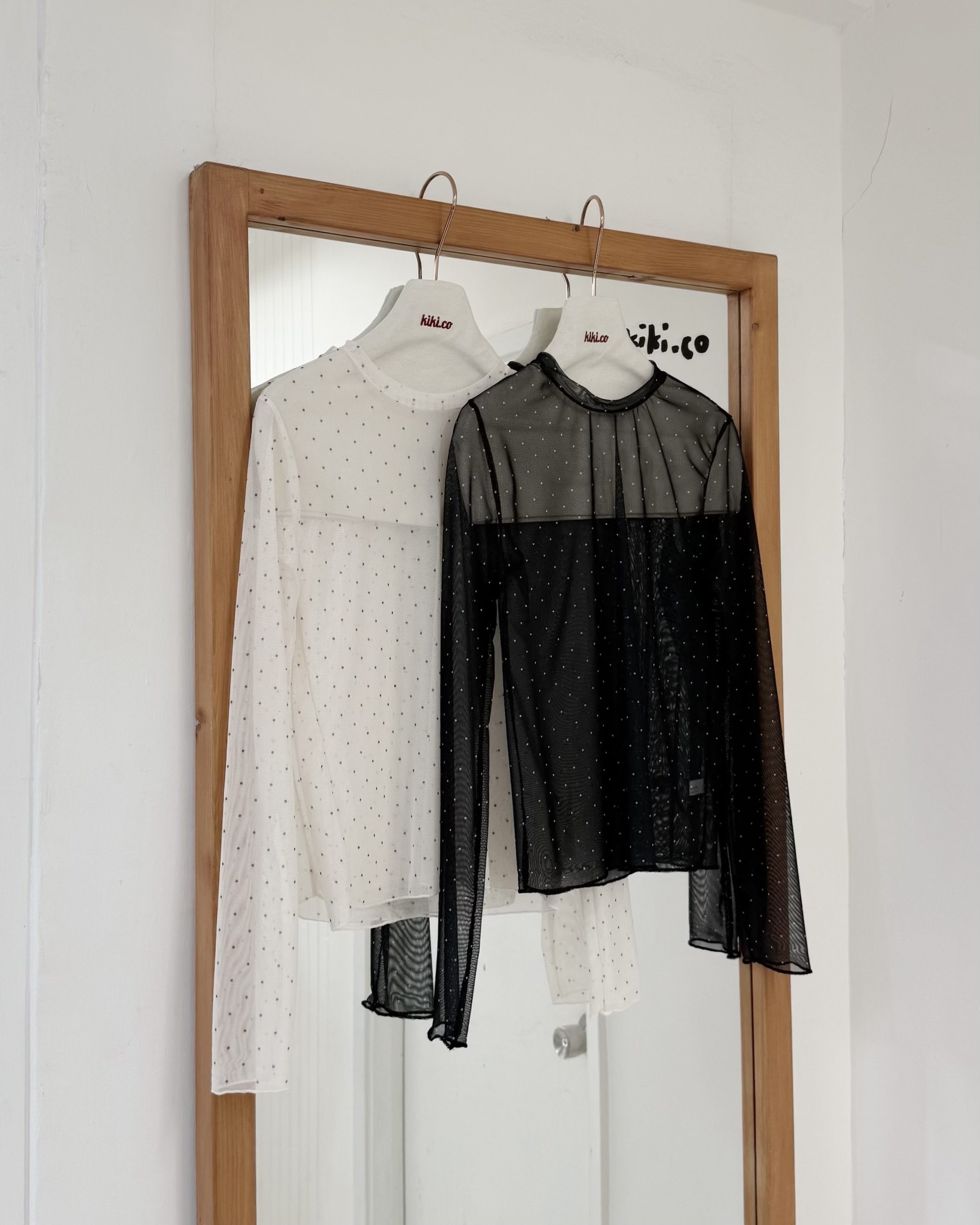 波點透透長袖打底