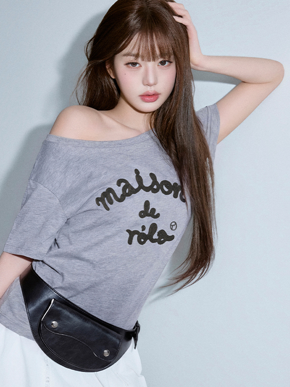 ROLAROLA MAISON DE ROLA EMBROIDERY OFF SHOULDER T-SHIRT