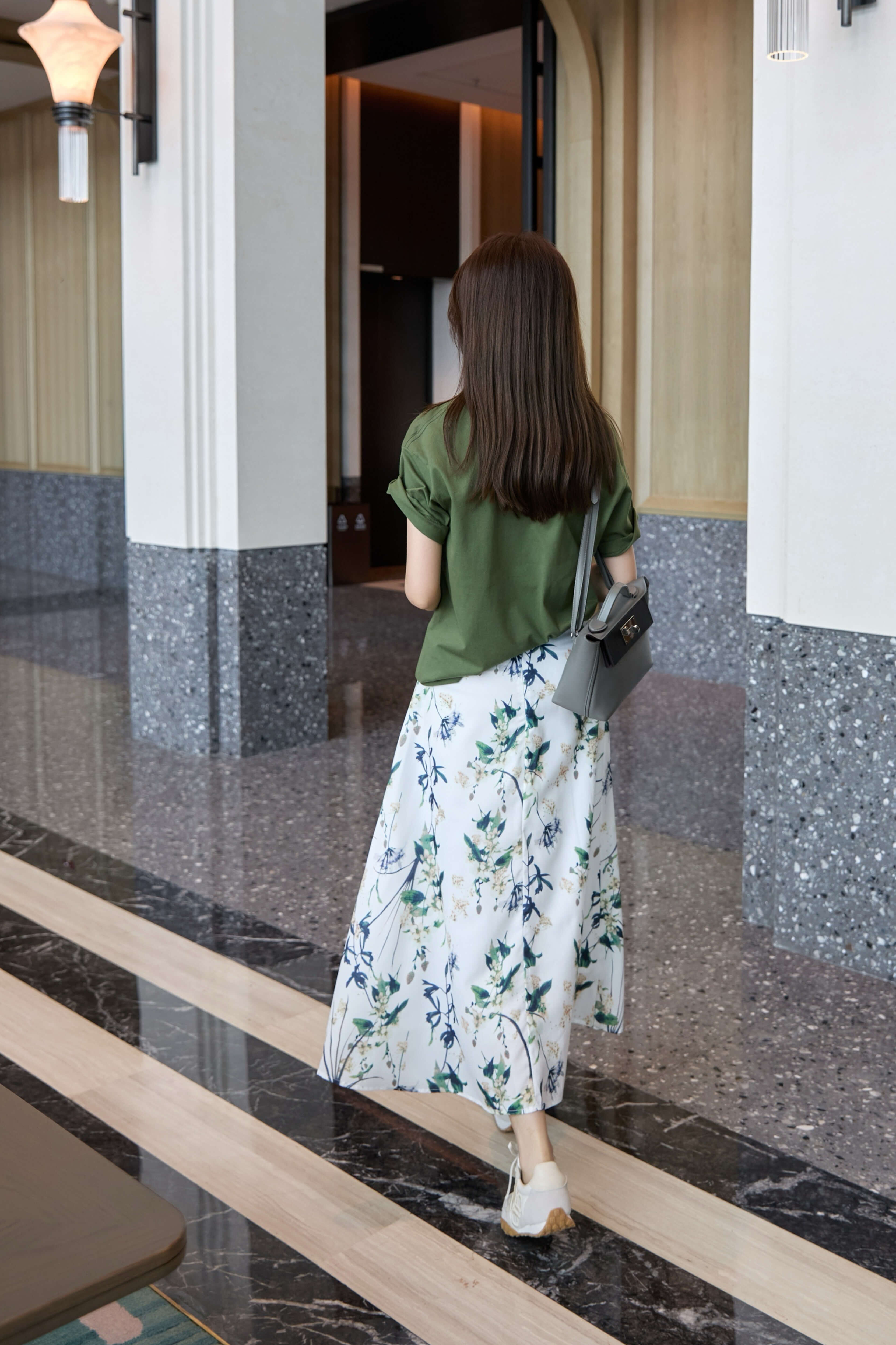 Floral Printed Flared Midi Skirt_SK264L05