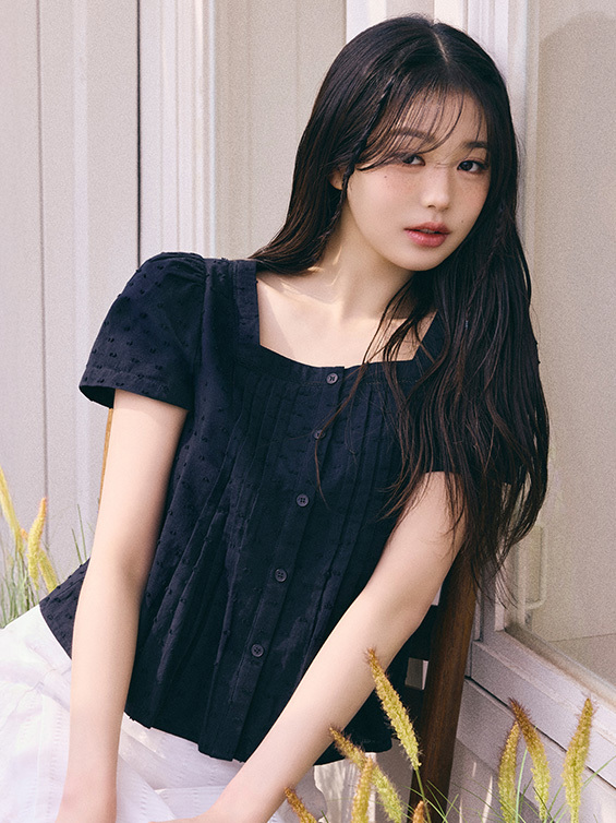 ROLAROLA SQUARE NECK LACE BLOUSE