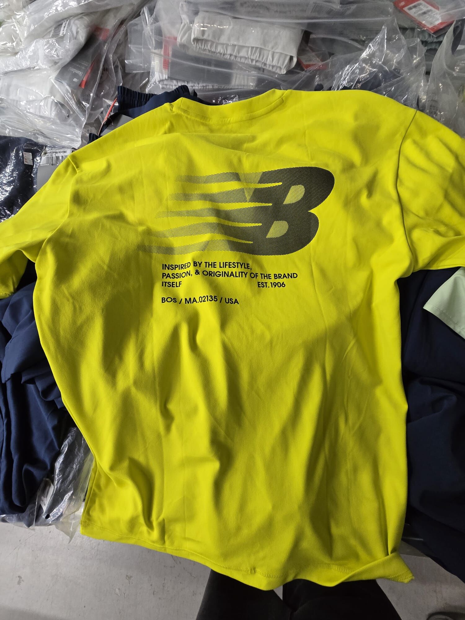 【現貨】New Balance LX040336 短袖上衣 (NBNED32703-00)