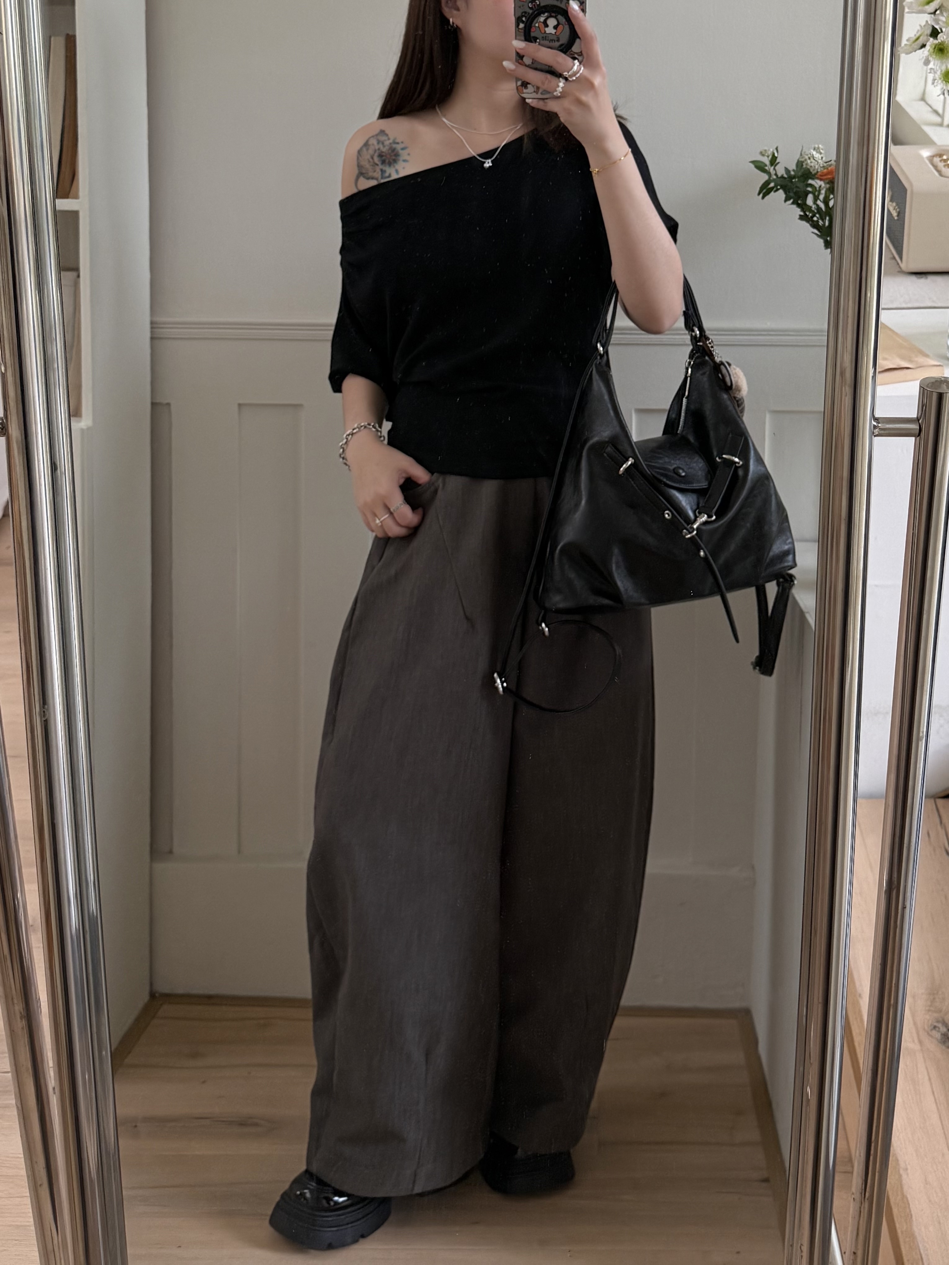 大容量通勤雙肩背包