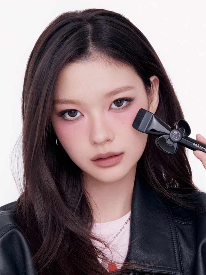 Wakemake 蝴蝶結一字粉底刷