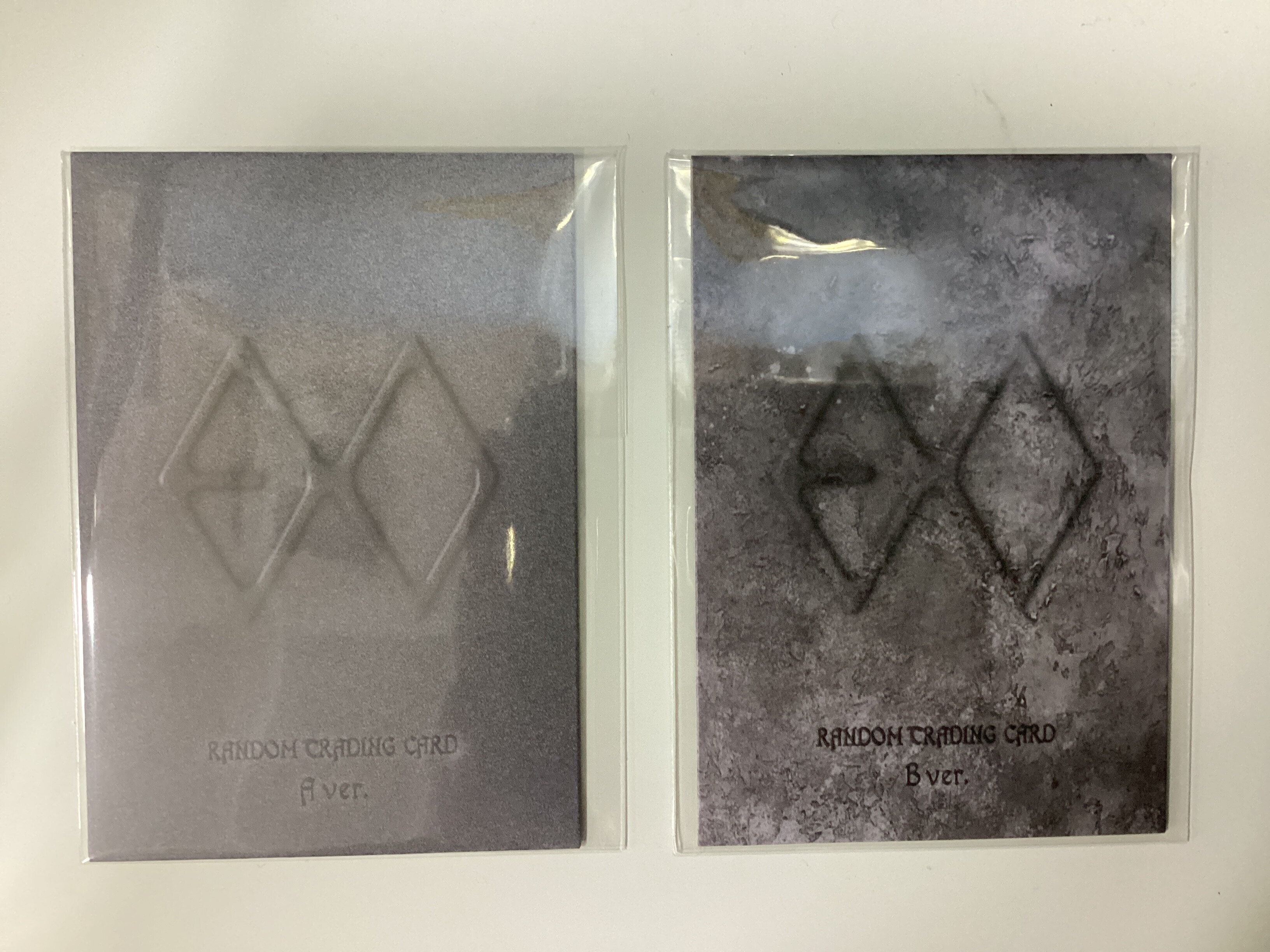 EXO Reverxe  random trading card