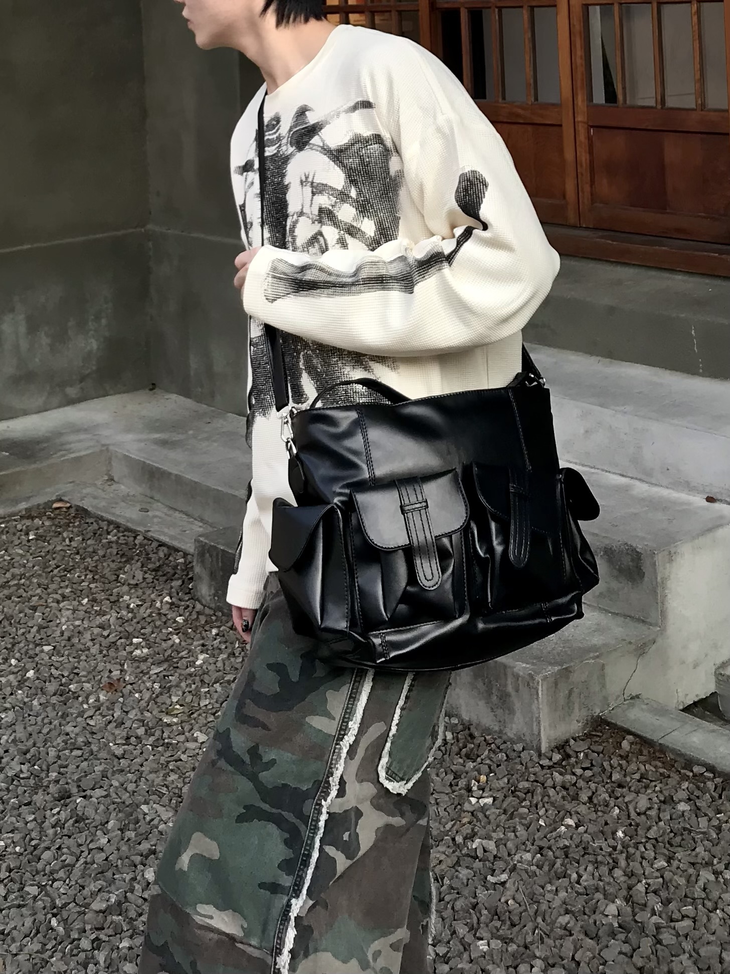 軍感 通勤 雙口袋 皮質 側背包